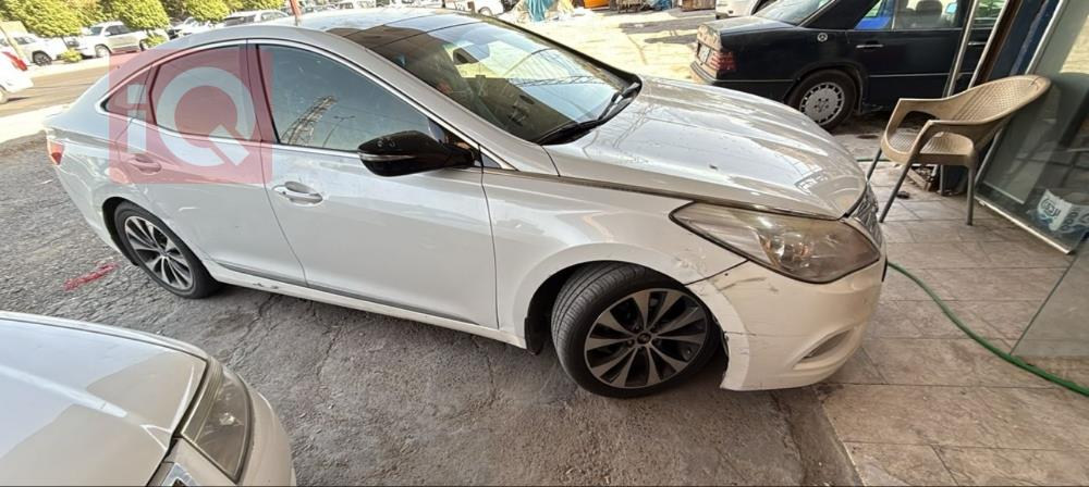 هيونداي أزيرا